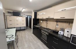 Apartament 3 camere, 73 mp, zona Rovine