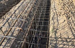 Casa plan parter 100 mpu, teren 450 mp, Malu Mare