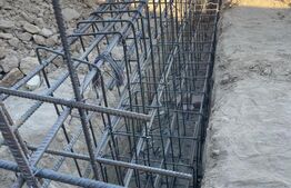 Casa plan parter 100 mpu, teren 450 mp, Malu Mare