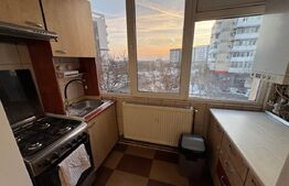Apartament 3 camere, 64 mp, zona Cornitoiu