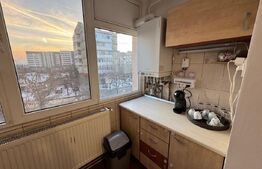 Apartament 3 camere, 64 mp, zona Cornitoiu