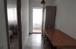 Apartament 3 camere semidecomandat 67mp