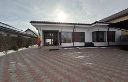 Casă 4 dormitoare, 204 mp, teren 1000 mp, zona Carcea