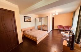 Casă 7 camere, curte 200mp , zona Lapus