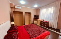 Casă 8 camere, 404 mp, zona Lapus