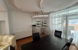 Casa 12 camere, 360 mp, zona centrala