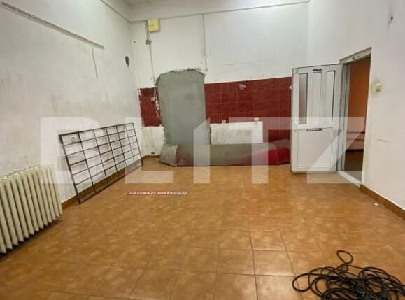 Spațiu comercial de închiriat Calea Bucuresti - 187884SIC | BLITZ Craiova | Poza1