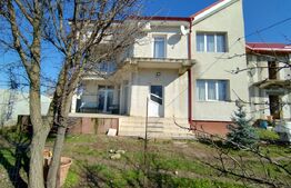 Casă P+1 in Cârcea, zona Pelendava, 180 mp utili, 850 mp curte 
