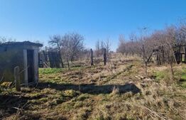 Teren 1528 mp cu casă de vânzare în centrul Gherceștiului — Investiție excelentă