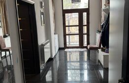 Casa 240 mp utili, 5000 mp teren + afacere la cheie, restaurant, zona Celaru