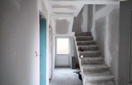 Casa P+M 80 mp utili, 230 mp teren, zona Lascar Catargiu