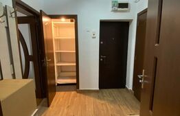 Apartament 3 camere, 68 mp, zona Central 