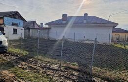 Casă de vânzare, 47.70 mp utili, Găvănești -Olt 