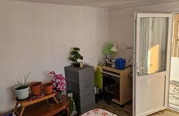 Casă de vânzare, 47.70 mp utili, Găvănești -Olt 