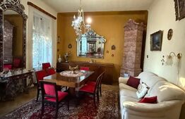 Proprietate 140 mp, 800 mp teren, zona Centru