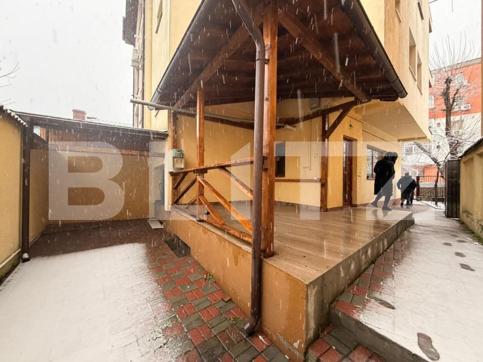 Casa de închiriat 7 camere Rovine - 188656CI | BLITZ Craiova | Poza24
