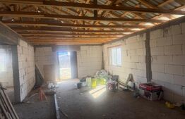 CASA parter, 90 mp utili , teren 560 mp , COSOVENI , POSIBILITATE RATE !!!