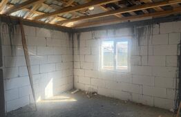 CASA parter, 90 mp utili , teren 560 mp , COSOVENI , POSIBILITATE RATE !!!