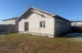 CASA parter, 90 mp utili , teren 560 mp , COSOVENI , POSIBILITATE RATE !!!