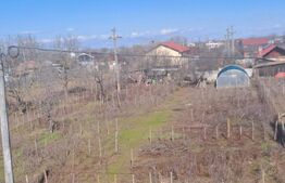 Teren intravilan, Cosoveni, 1200 mp, front 24m