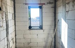 Casă semi-finisată P+M, 170 mp utili, 311 mp teren, zona Carcea 