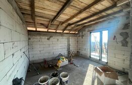 Casă semi-finisată P+M, 170 mp utili, 311 mp teren, zona Carcea 