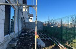 Casă semi-finisată P+M, 170 mp utili, 311 mp teren, zona Carcea 