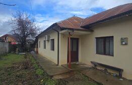 Teren intravilan 1.869 mp, front 80 metri, zona Cârcea - Stadion