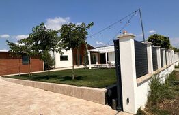 Casă cu piscină, 320 mp, teren 1.120 mp,  aproape Mall Electroputere