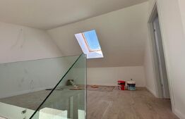 Casă cu piscină, 320 mp, teren 1.120 mp,  aproape Mall Electroputere