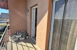 Casa 72 mp, 960 mp teren, zona Metro