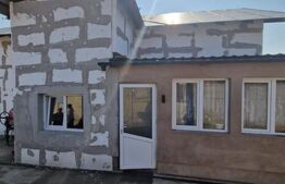 Casă de vânzare P+M, 184 mp – Castranova, Dolj