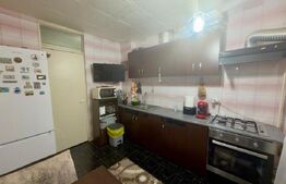 Apartament semidecomandat, 2 camere, zona Fortuna-Craiovița Nouă