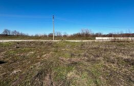 Teren IV 1.331 mp, deschidere bilaterală, toate utilitățile, Mischii