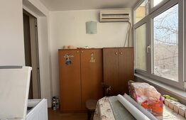 Apartament 4 camere, et. 1, Calea Severinului/ Scoala Decebal