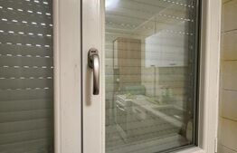 Apartament 2 camere, et. 1, Calea Severinului/ Scoala Decebal