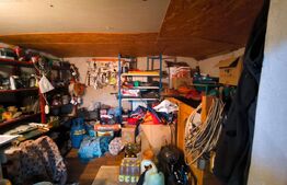 Gospodarie deosebita, casa de locuit, spatiu comercial, 155 mpu si 200mp teren 