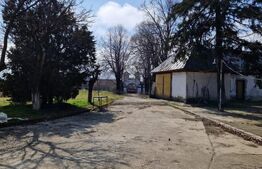 Ocazie unica !!! CONAC boieresc superb in inima Olteniei,  98000 mp