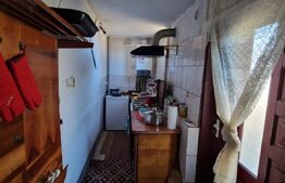  Casă cu teren generos de 872 mp, zona linistita - Craiova, Romanesti