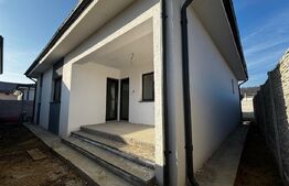 Casă parter 121 mp construiți, 2 dormitoare, 331 mp teren, Leamna de Jos