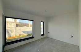 Casă parter 121 mp construiți, 2 dormitoare, 331 mp teren, Leamna de Jos