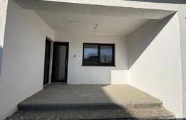 Casă parter 121 mp construiți, 2 dormitoare, 331 mp teren, Leamna de Jos