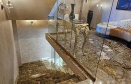 Casa 600 mp utili, 800 mp teren, zona Hanul Doctorului