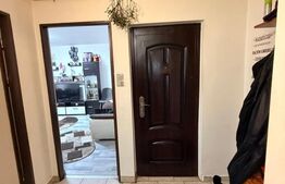 Apartament 3 camere, 68 mp, zona Consul
