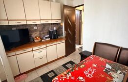 Apartament 3 camere, 68 mp, zona Consul