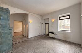 Casă S + P + Pod 200 mp, teren 427 mp, vad auto și pietonal, Centru