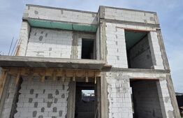 Casă de vânzare la roșu, 130 mp, zona Magnolia