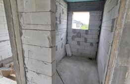 Casă de vânzare la roșu, 130 mp, zona Magnolia
