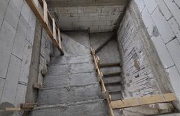 Casă de vânzare la roșu, 130 mp, zona Magnolia