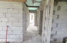Casă de vânzare la roșu, 130 mp, zona Magnolia